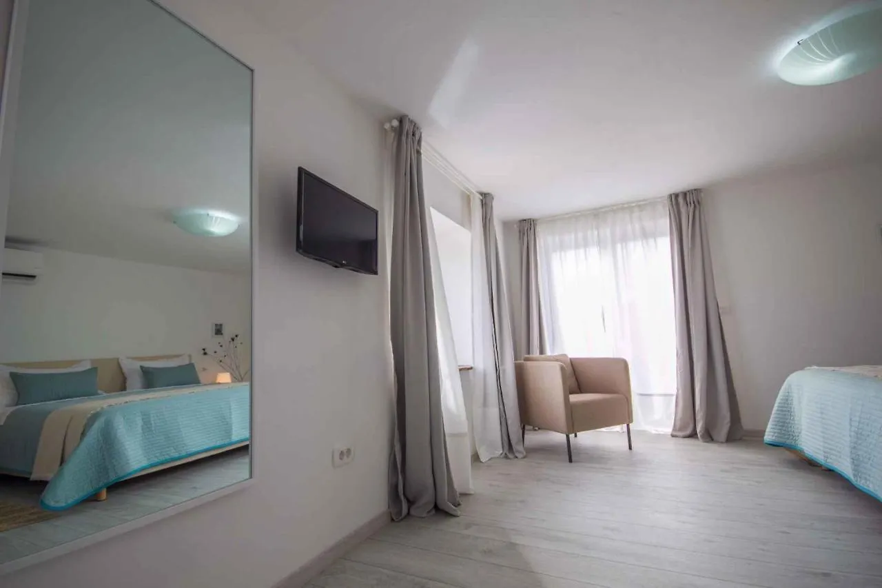 Holiday Home In Oprtalj/Istrien 37043 Oprtalj
