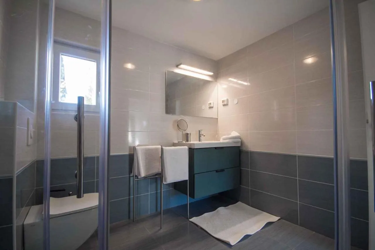 Holiday Home In Oprtalj/Istrien 37043 Croazia