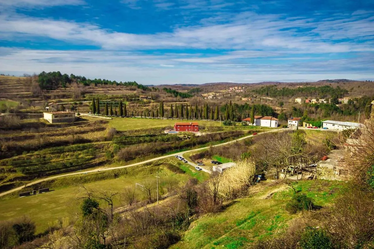 Holiday Home In Oprtalj/Istrien 37043