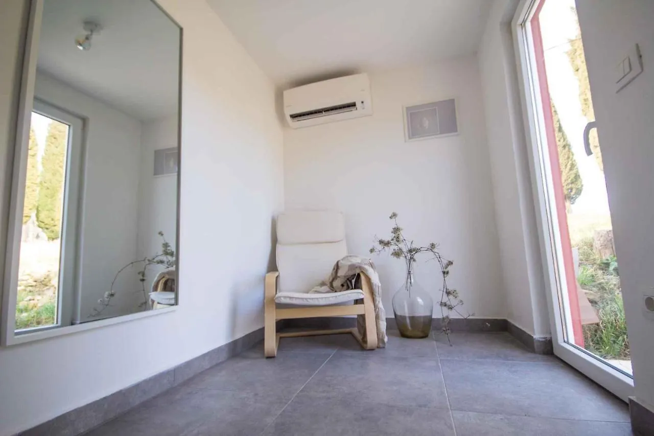 Holiday Home In Oprtalj/Istrien 37043 Croazia
