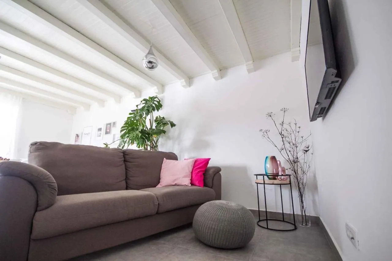 Holiday Home In Oprtalj/Istrien 37043